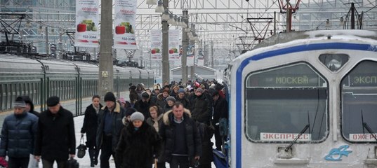 Реформы по кругу: президент вернул электрички, которые сам отменил